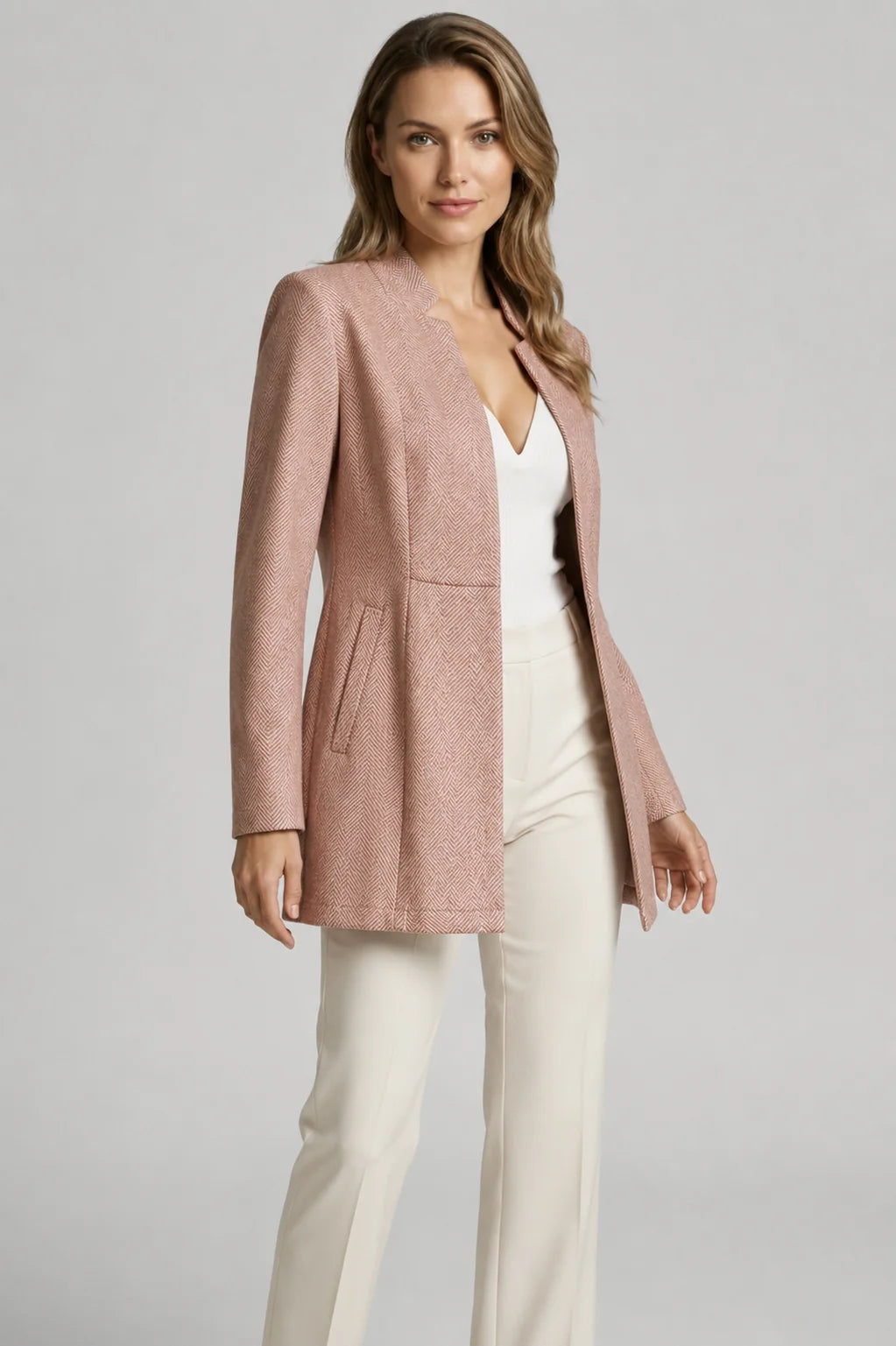 Blazer Entallado sin Cuello de Diseño Minimalista 6