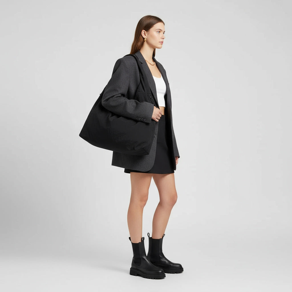 Bolso hobo de nailon negro con cremallera y correa ajustable