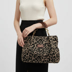 Bolso de cuero sintético estampado leopardo con asa marrón y placa frontal