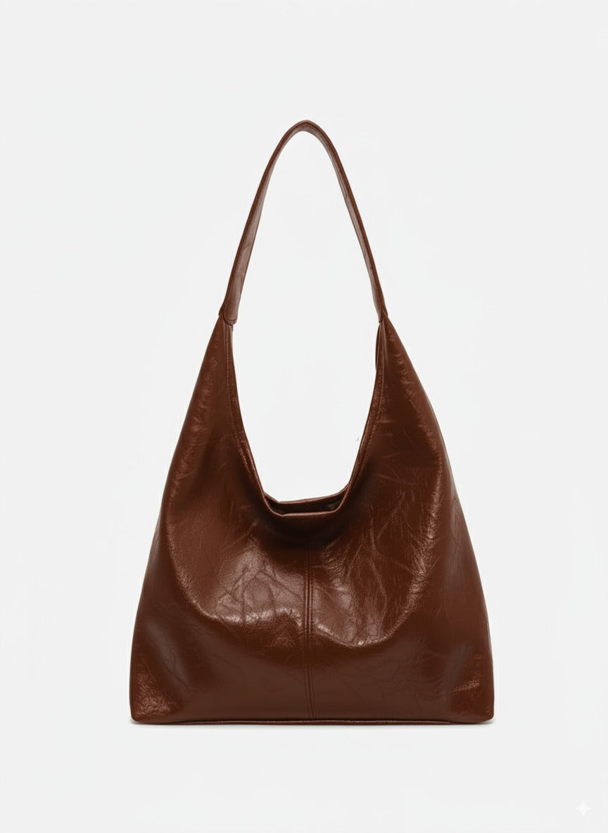 Bolso de cuero sintético marrón tipo hobo con asa corta
