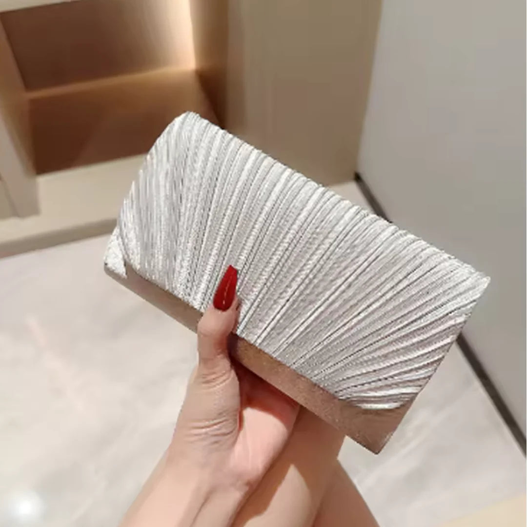 Bolso de Mano Plisado con Purpurina y Correa de Cadena 6
