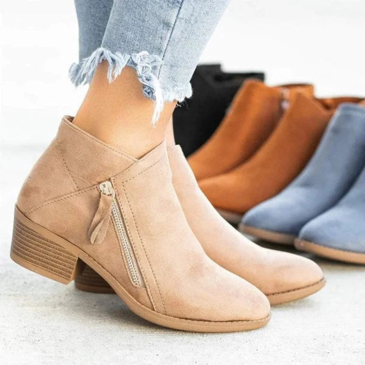 Botines de Ante Sintético con Tacón Bajo y Cremallera 0
