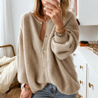 Cárdigan oversize de punto beige con botones y corte relajado