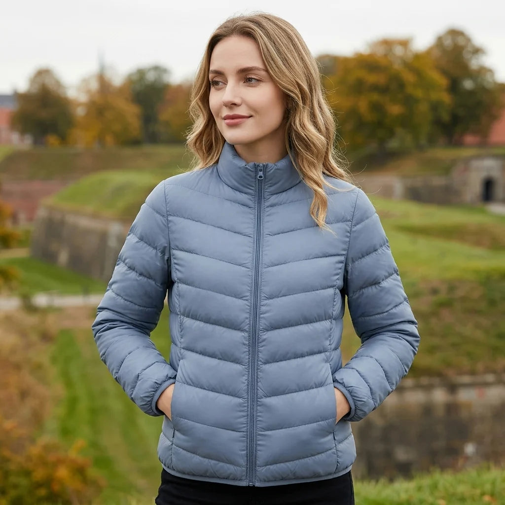 Chaqueta Acolchada Ligera con Cuello Alto y Cremallera 9