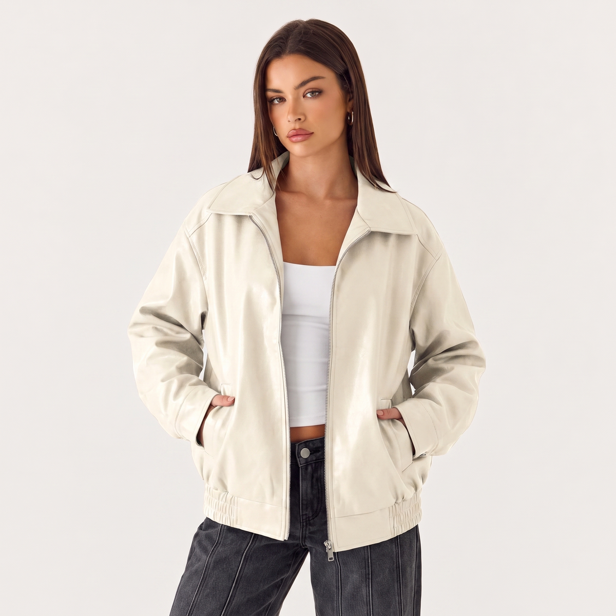 Chaqueta bomber oversize burdeos con cuello camisero y cremallera frontal