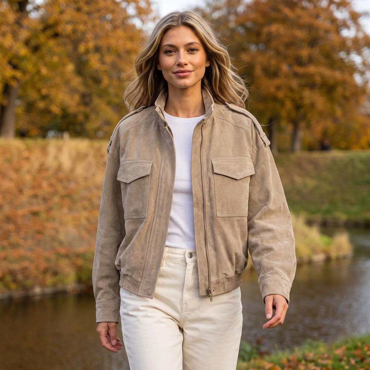 Chaqueta Bomber con Acabado de Ante y Cuello Alto 4