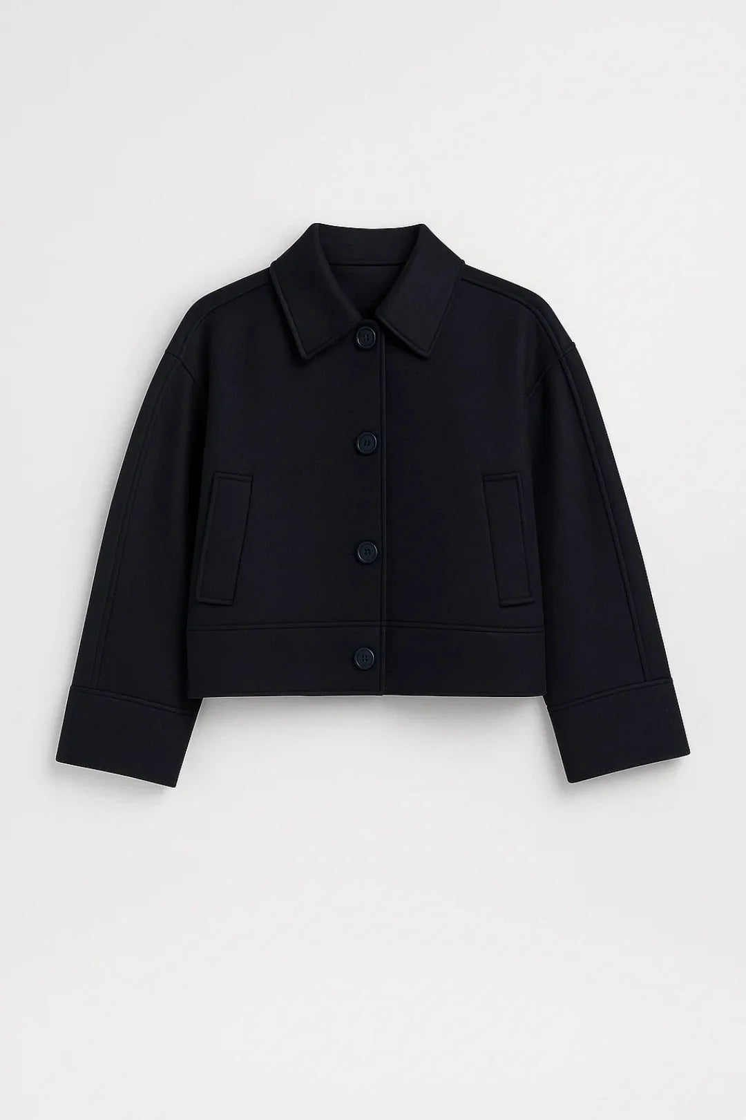 Chaqueta Corta Oversize con Botones y Diseño Minimalista 5