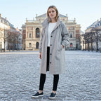 Chaqueta Impermeable con Capucha y Corte Holgado 8