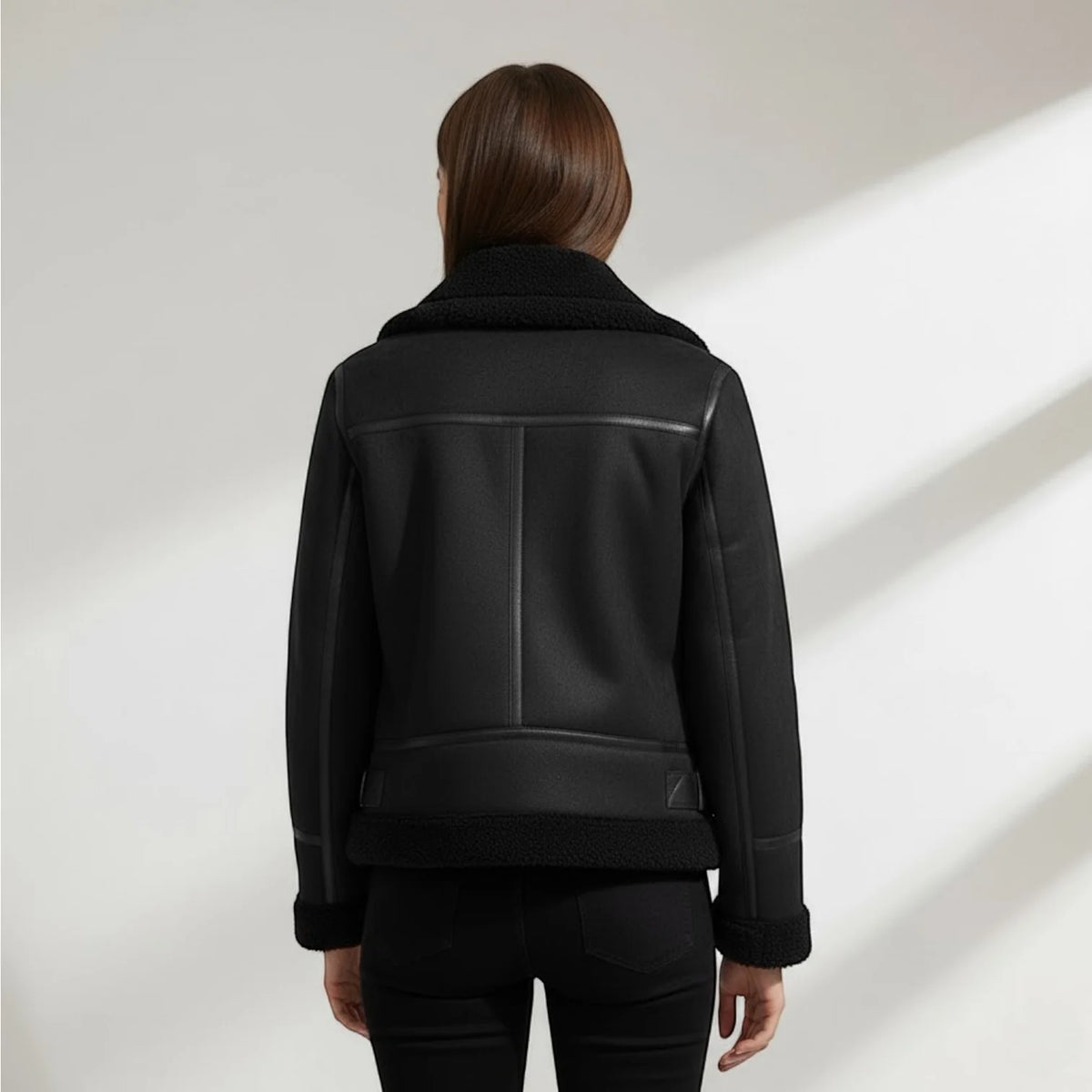 Chaqueta de Ante con Corte Estructurado y Forro Polar 5