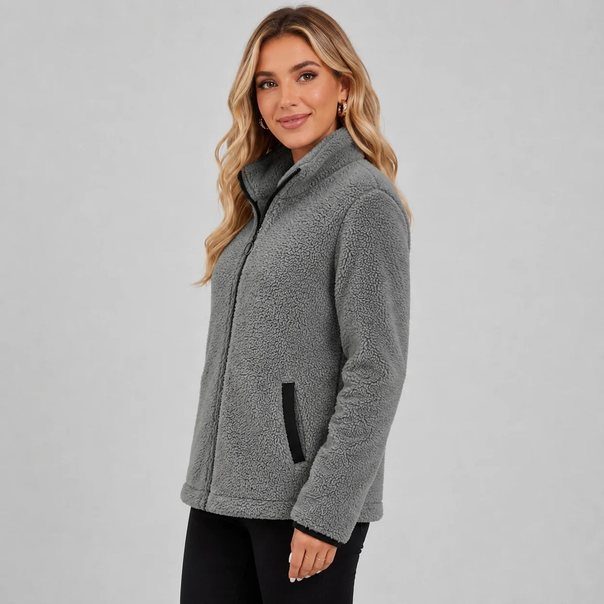 Chaqueta de Forro Polar con Cuello Alto y Bolsillos Profundos 2