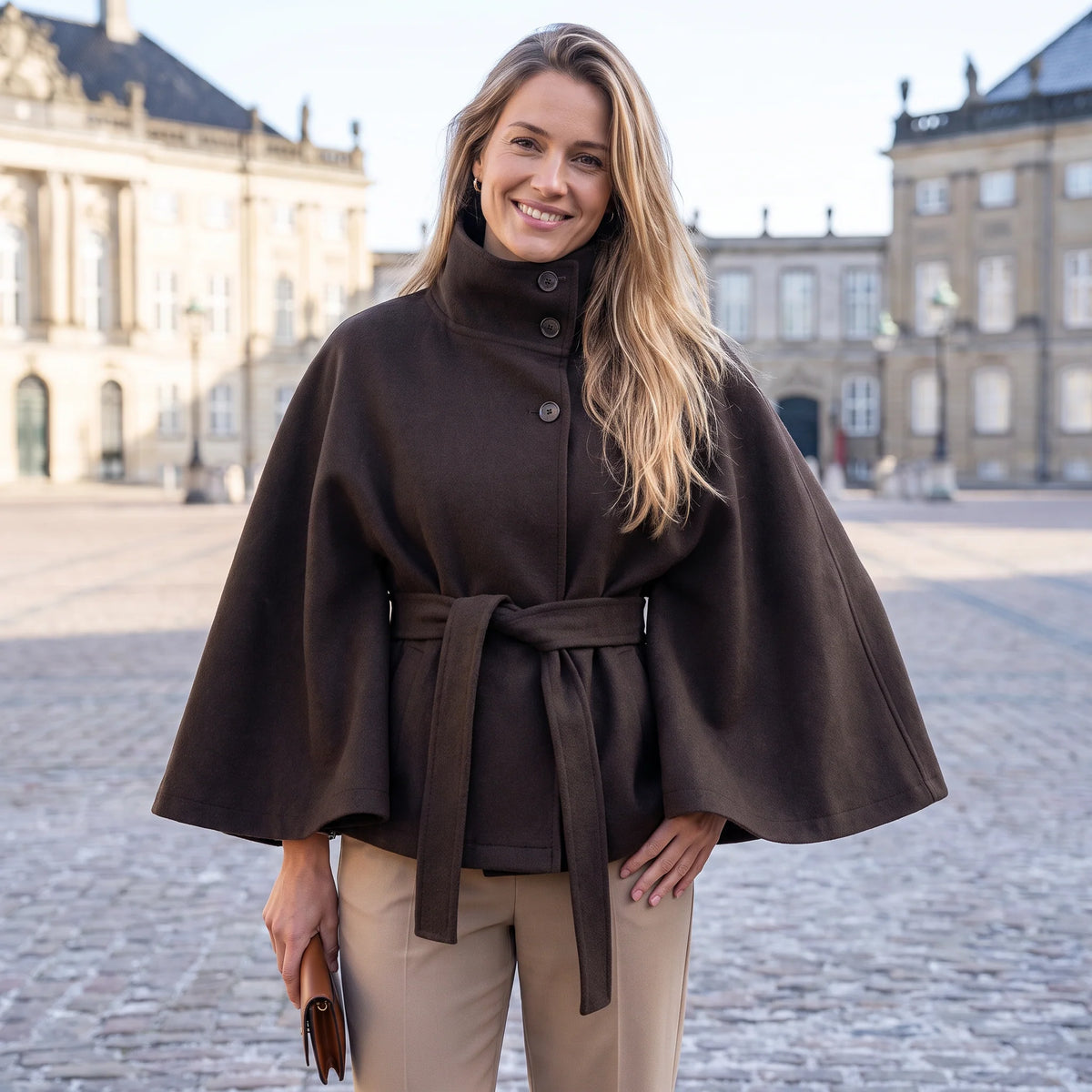 Chaqueta de Invierno con Cinturón y Cuello Alto 3