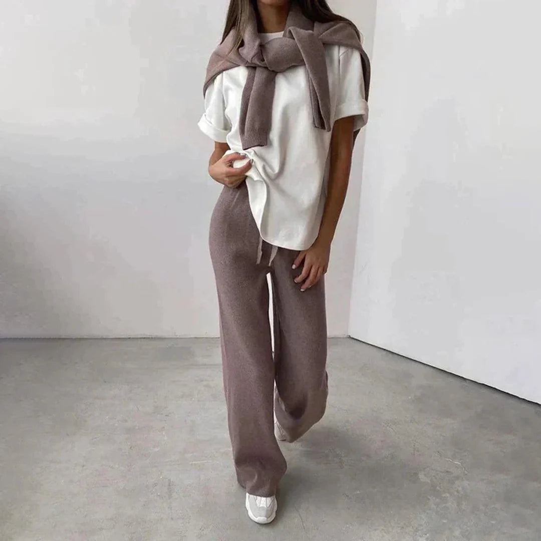 Conjunto Deportivo con Suéter de Cuello Alto y Pantalón Ajustable 3
