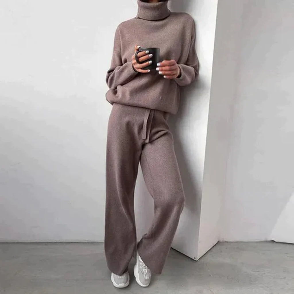 Conjunto Deportivo con Suéter de Cuello Alto y Pantalón Ajustable 4