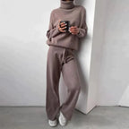 Conjunto Deportivo con Suéter de Cuello Alto y Pantalón Ajustable 4