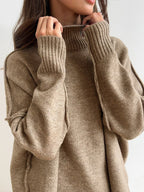 Conjunto de Punto con Cuello Alto y Pantalón Ancho 3