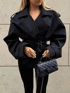 Gabardina Oversize con Cinturón y Solapas Anchas 0