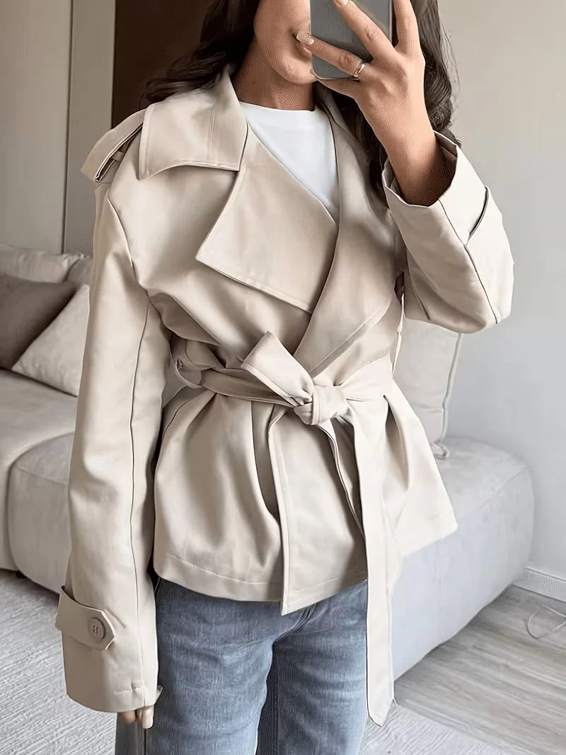 Gabardina Oversize con Cinturón y Solapas Anchas 7