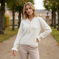 Jersey para Mujer con Volantes y Botones Decorativos 0