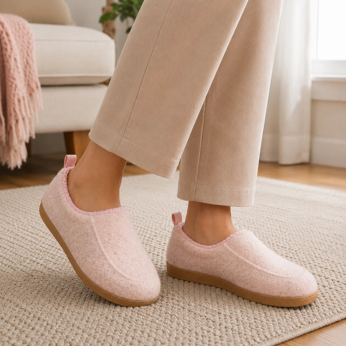 Pantuflas con Forro Polar y Diseño sin Cordones 3