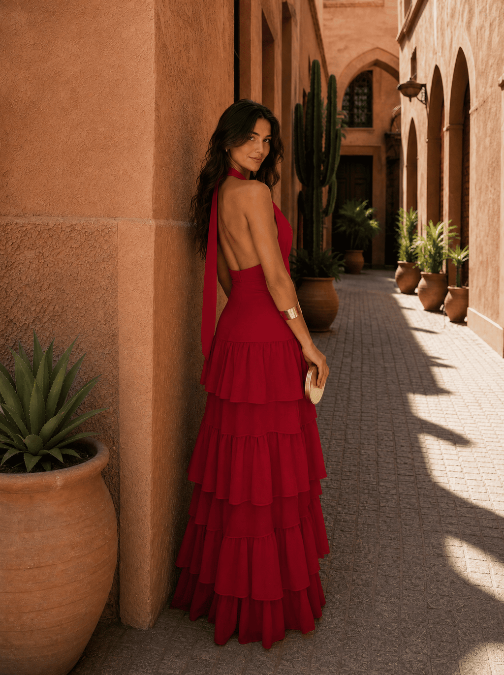 Vestido Largo Halter con Falda de Volantes Escalonados 2