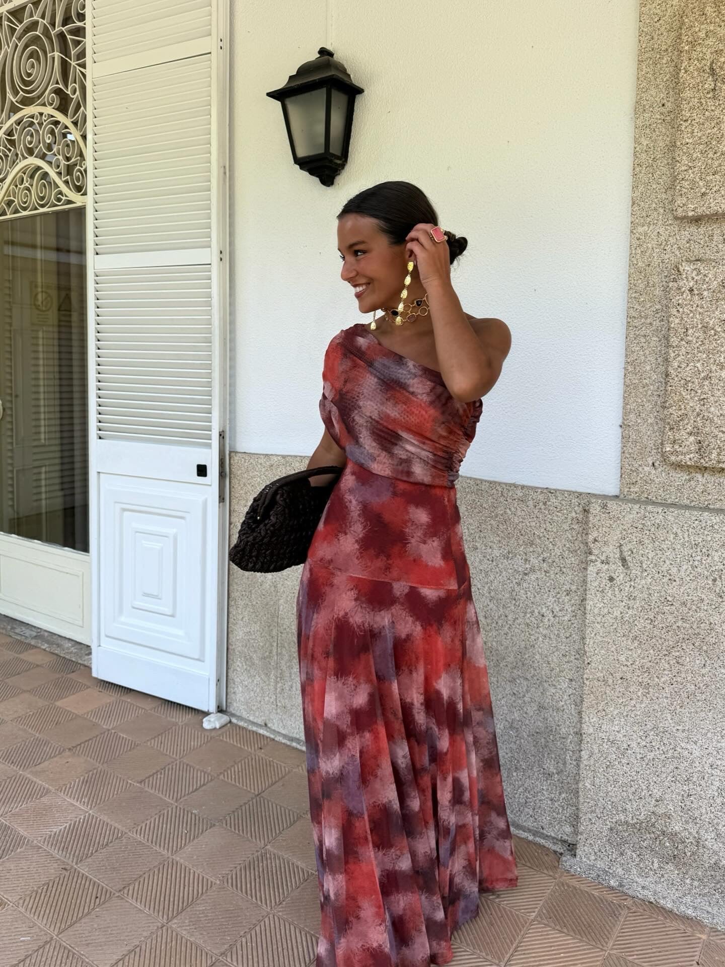 Vestido Largo con Hombro Caído y Estampado Acuarela 1