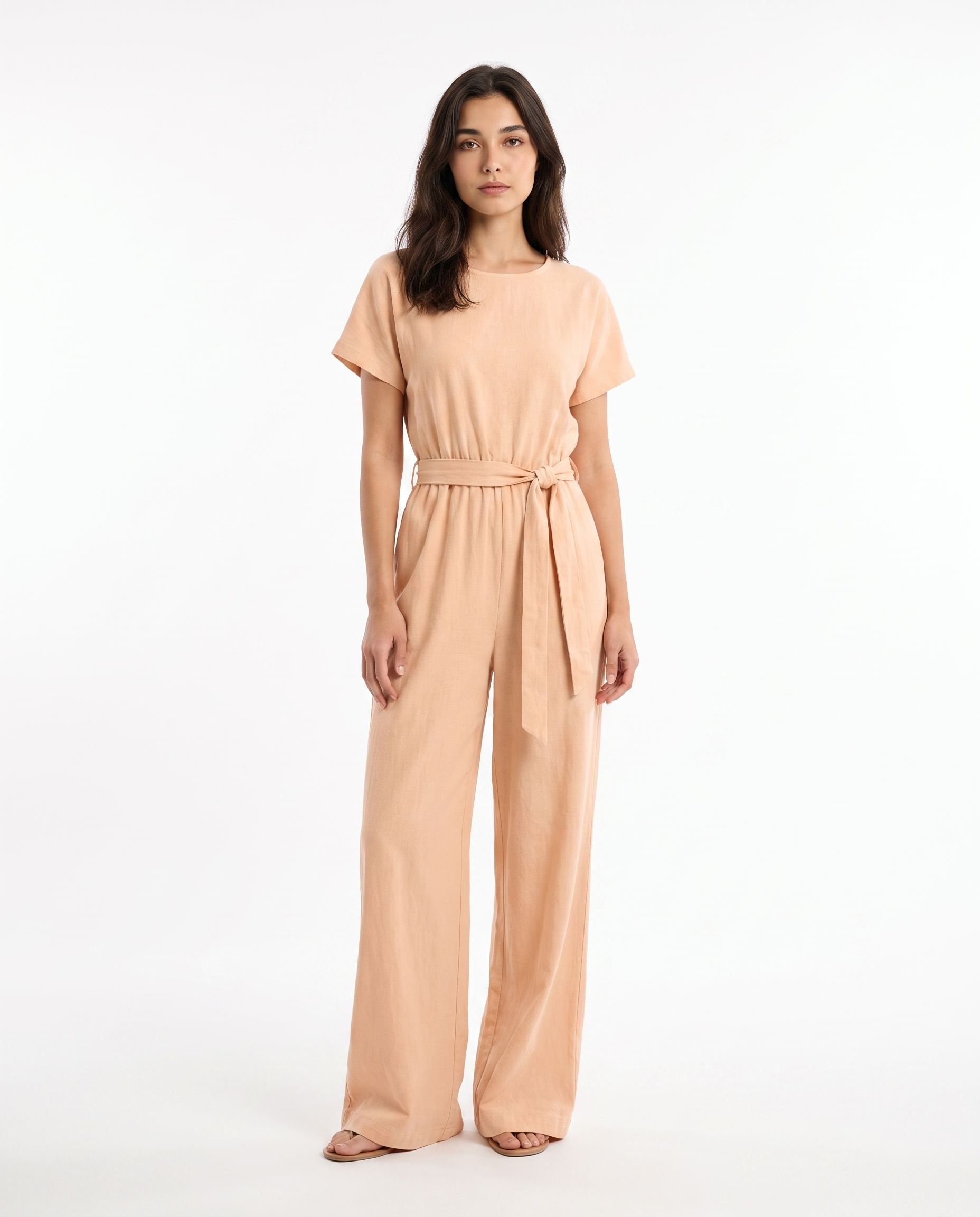 Beige dames jumpsuit met wijde pijpen, korte mouwen en strikceintuur