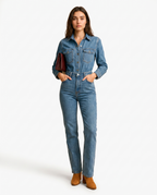 Blauwe denim jumpsuit voor dames met rechte pijpen, knopen en riemlussen